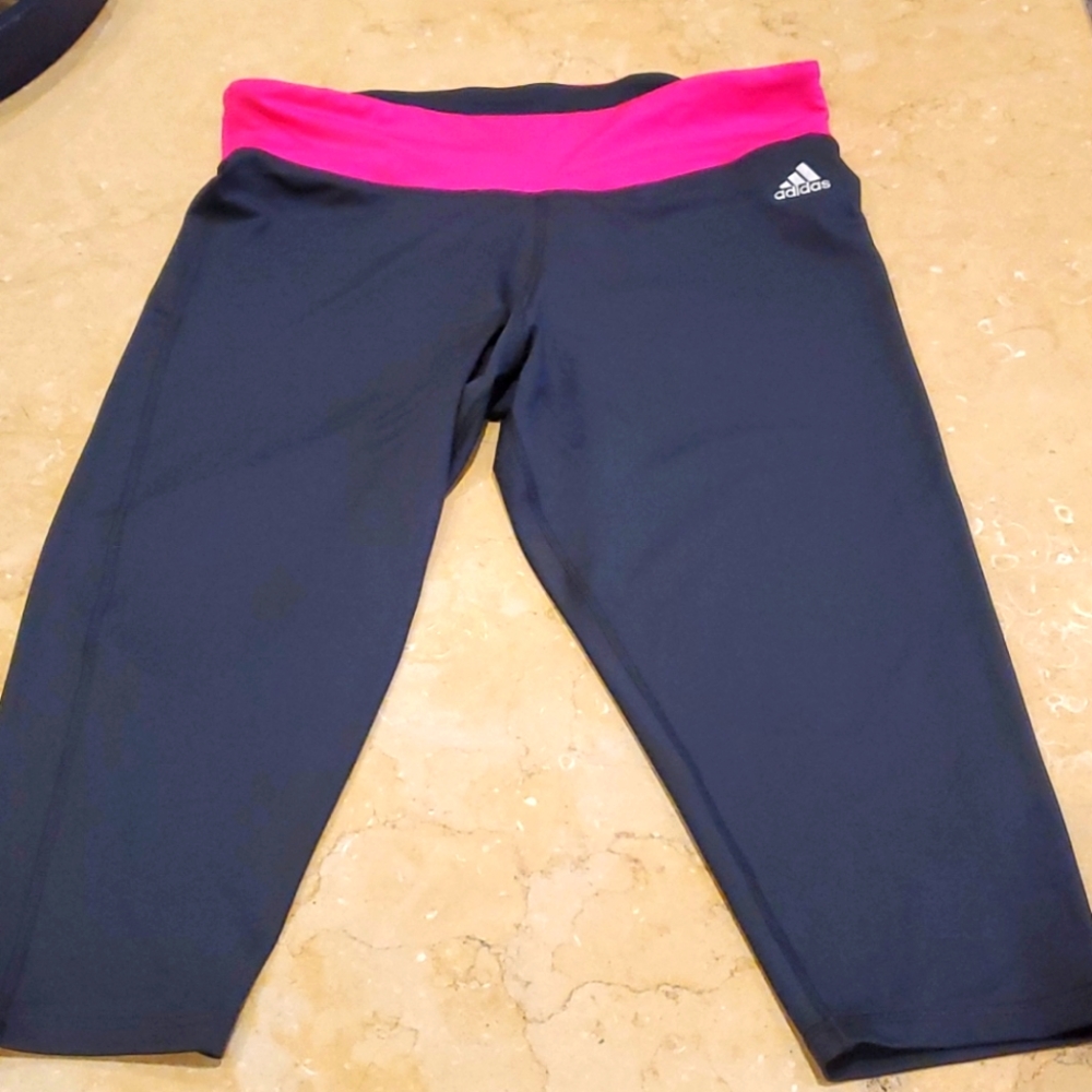 Women addias jogging  pants 3/4